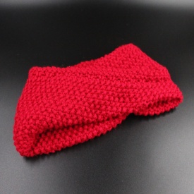 ear-warmer-seed-stitch-cherry-red-1