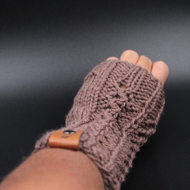 wrist-warmers-women-amber-wrist-warmers-acrylic-taupe-5