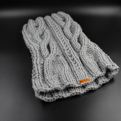 chunky-cable-knit-set-grey-cowl-2