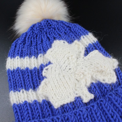 game-day-knit-hat-maple-leafs-small-3