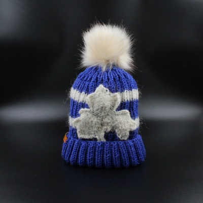 game-day-knit-hat-maple-leafs-small-6