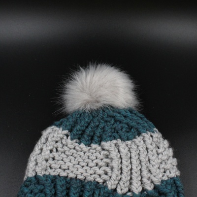 hat-kids-box-stitch-knit-hat-6-to-10-acrylic-grey-heather-teal-2