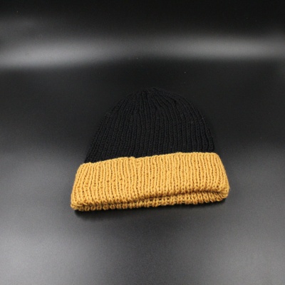 hat-unisex-ribbed-knit-beanie-wool-gold-black-2