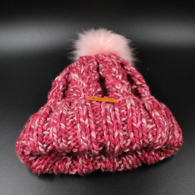 hat-women-cable-pompom-burgundy-1