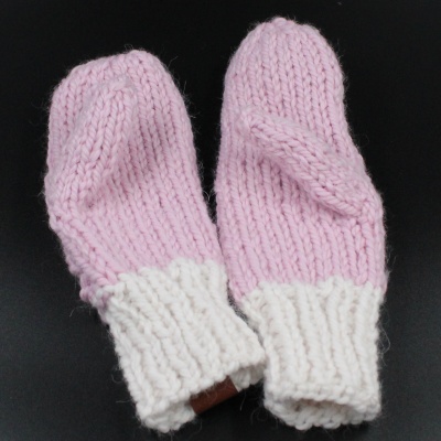 mittens-women-chill-chaser-mittens-wool-alpaca-powder-pink-white-4