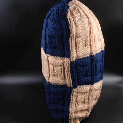 pillow_reversible_blocks_navy_and_beige_3