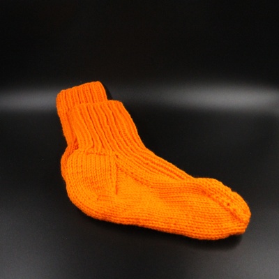 socks-women-acrylic-pumpkin-1